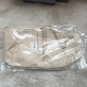 Summer & Rose Mojave Sling Bag